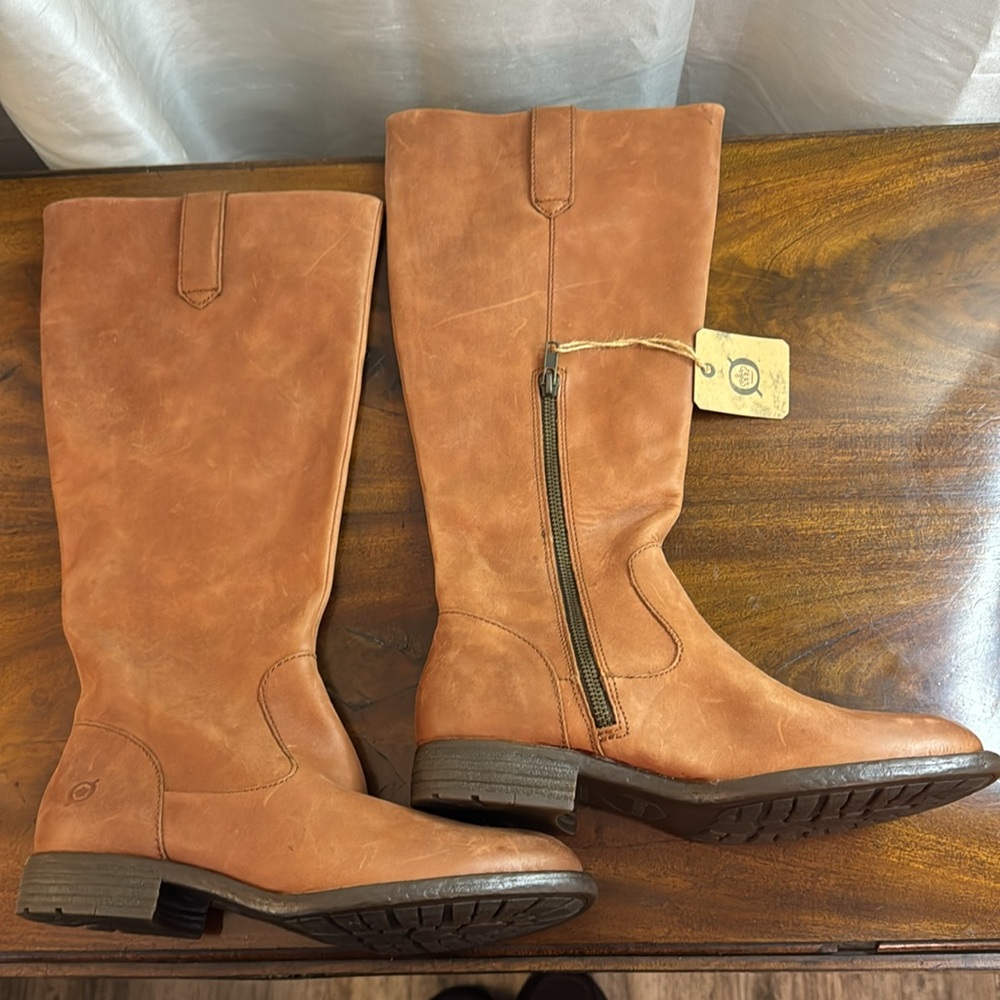 NWT!! Born Womens Shaunie $228.00 - Picture 2 of 5